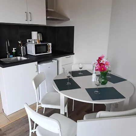 Brand New #20 Near Center With Free Street Parking