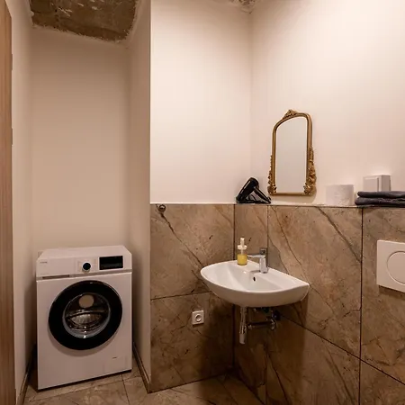 Brand New #20 Near Center With Free Street Parking Διαμέρισμα Πράγα